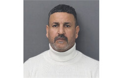 Abderrahim Khoumita, un chauffeur de minibus de 48 ans, a été arrêté en lien avec une agression sexuelle commise sur une passagère adulte vulnérable qui utilisait le service de transport adapté de la STO. Les autorités ont des raisons de craindre qu’il ait pu faire d’autres victimes. Crédit photo : Gracieuseté du SPVG