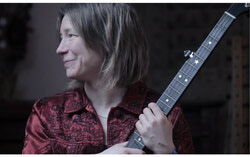Kate Weekes figure au nombre des artistes qui se produiront lors de l’événement « Women in Folk », une soirée visant à célébrer les femmes dans l'industrie de la musique. Crédit photo : Gracieuseté de Kate Weekes