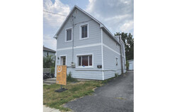 La maison vacante située au 16, rue Côté présentement visée par une demande de démolition. Crédit photo : Gracieuseté de la Ville de Gatineau